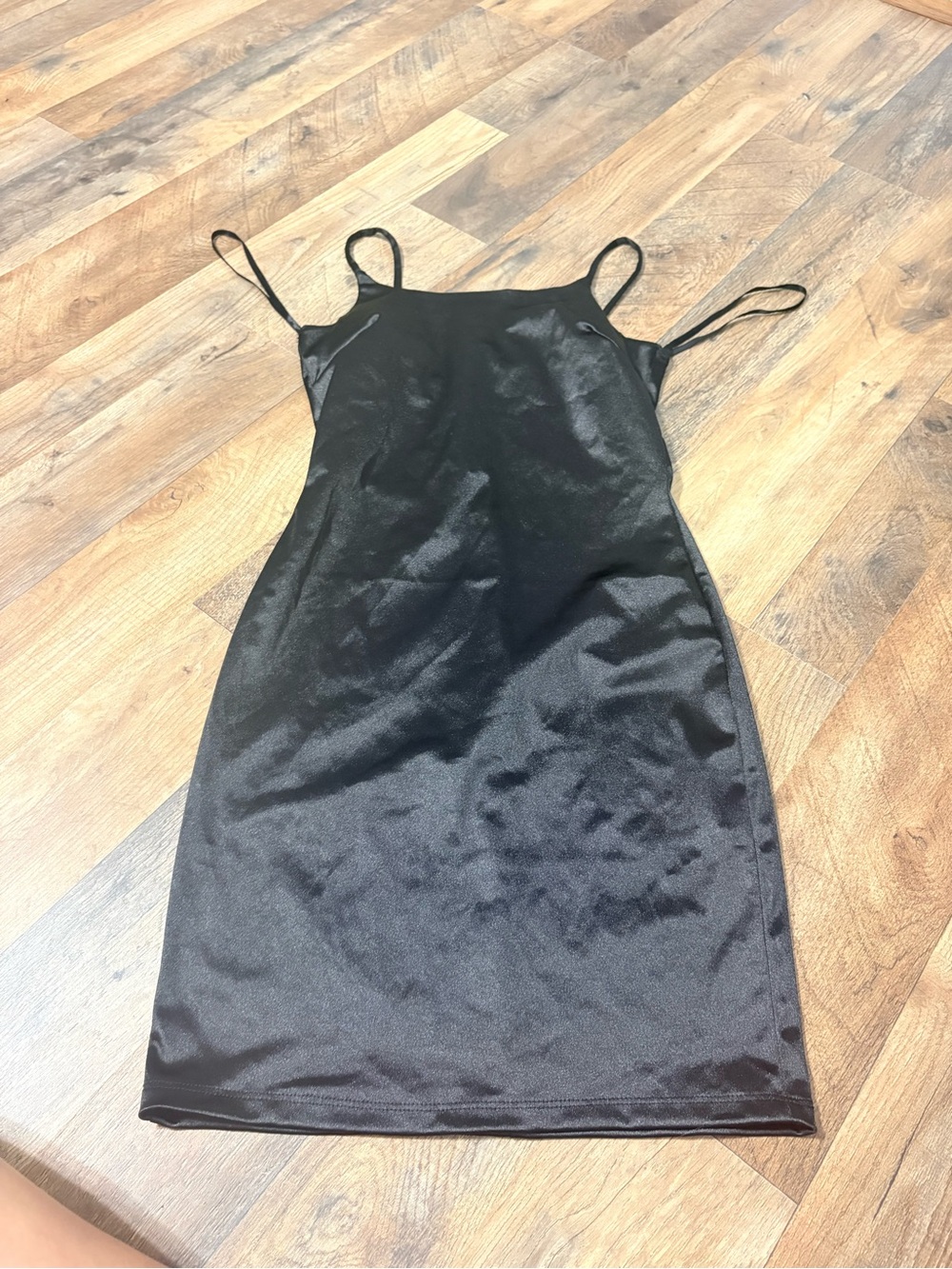 Popular 21 Black Satin Mini Dress Medium Bodycon Spaghetti Strap Y2K Party Club